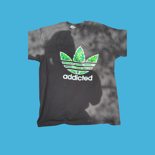 Addicted Leaf Emblem T-Shirt